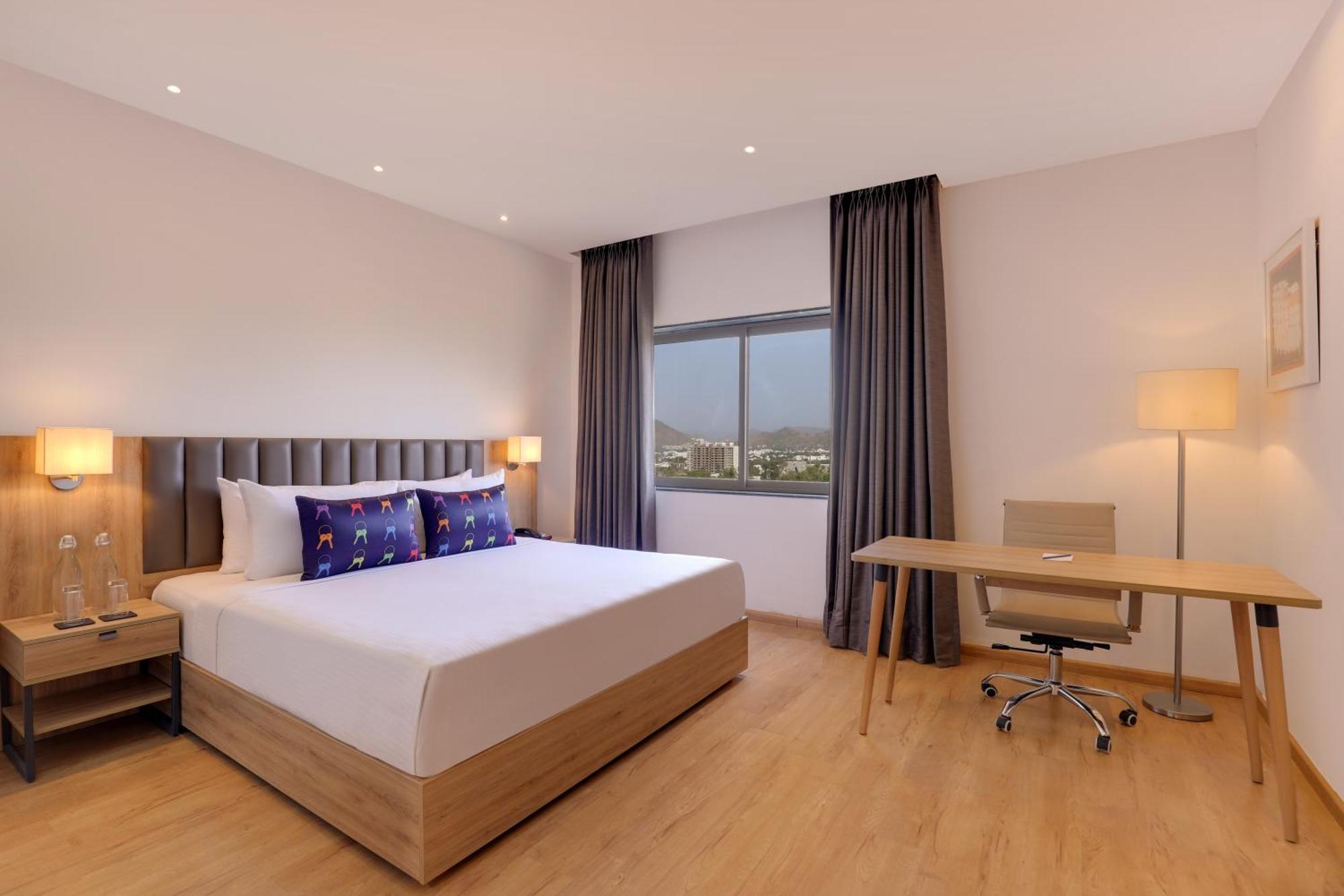 Keys Lite By Lemon Tree Hotels, Urban Square, Udaipur Dış mekan fotoğraf