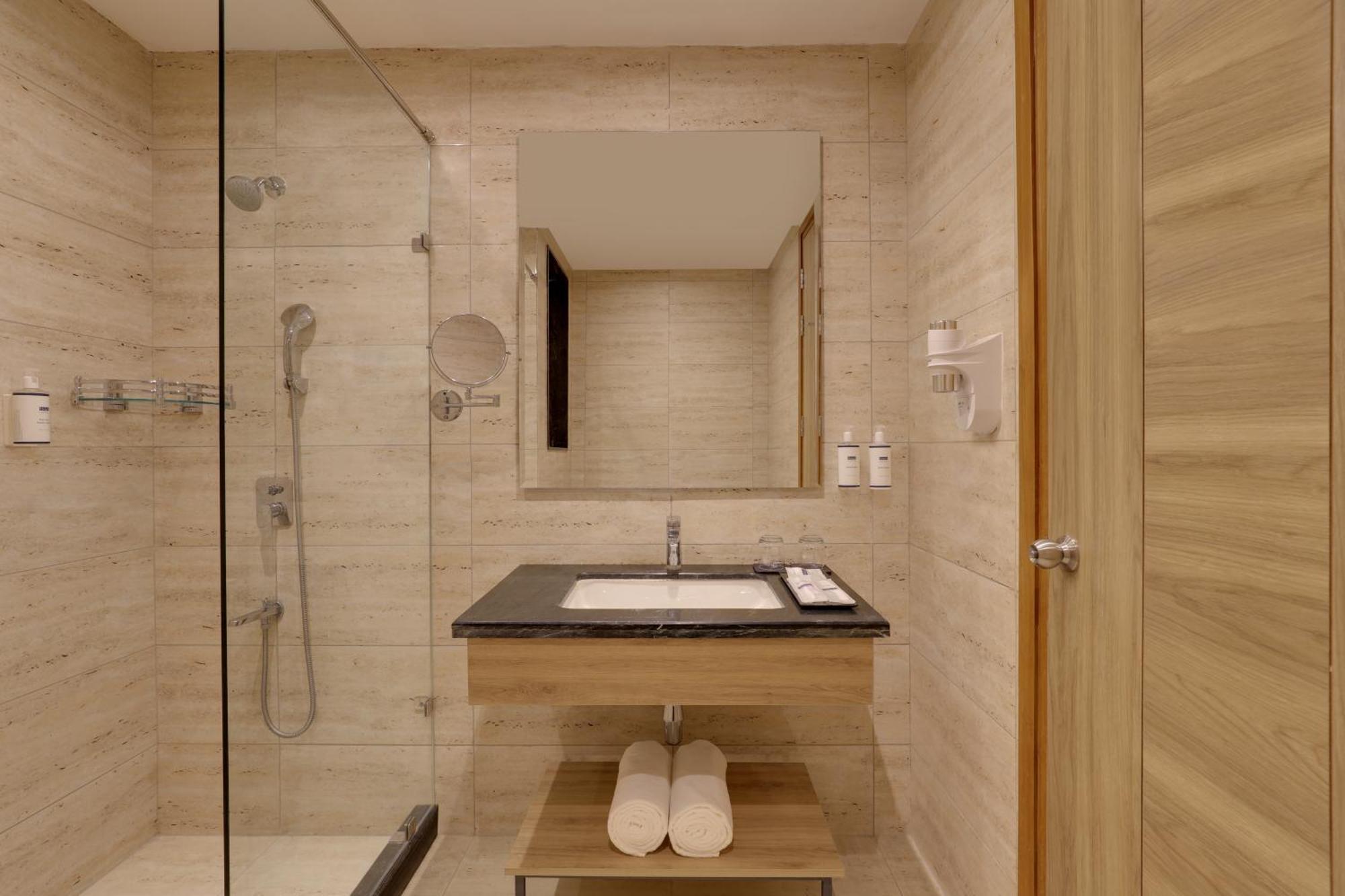 Keys Lite By Lemon Tree Hotels, Urban Square, Udaipur Dış mekan fotoğraf